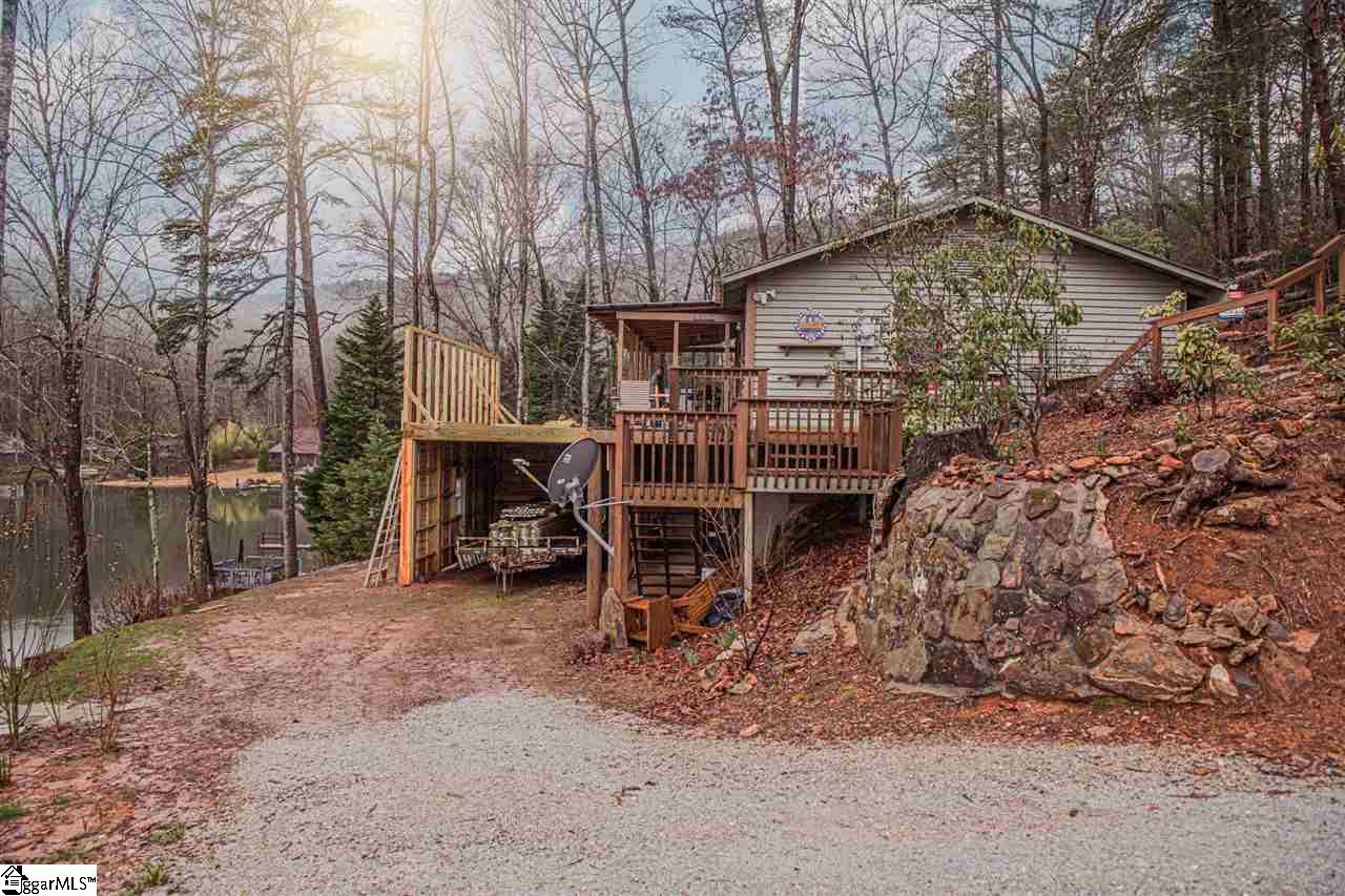 279 Lake Cheohee Road Tamassee, SC 29686 - Photo 9 of 36 Gallery Image 9
