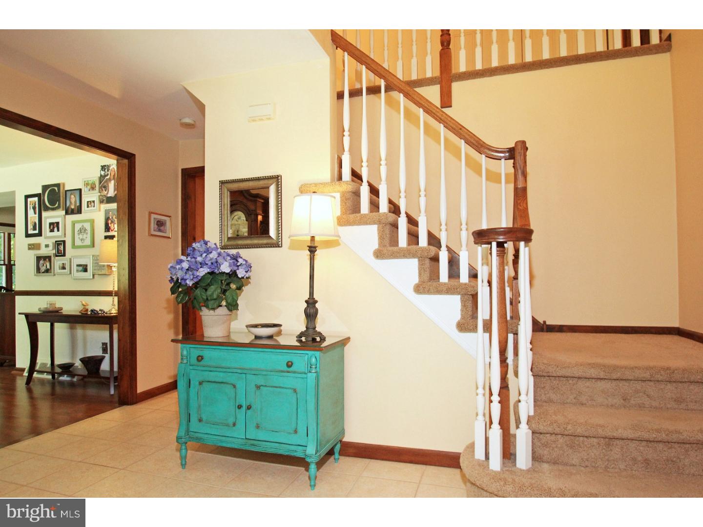 409 Howell Road Exton, PA 19341 - Photo 6 of 25 Foyer