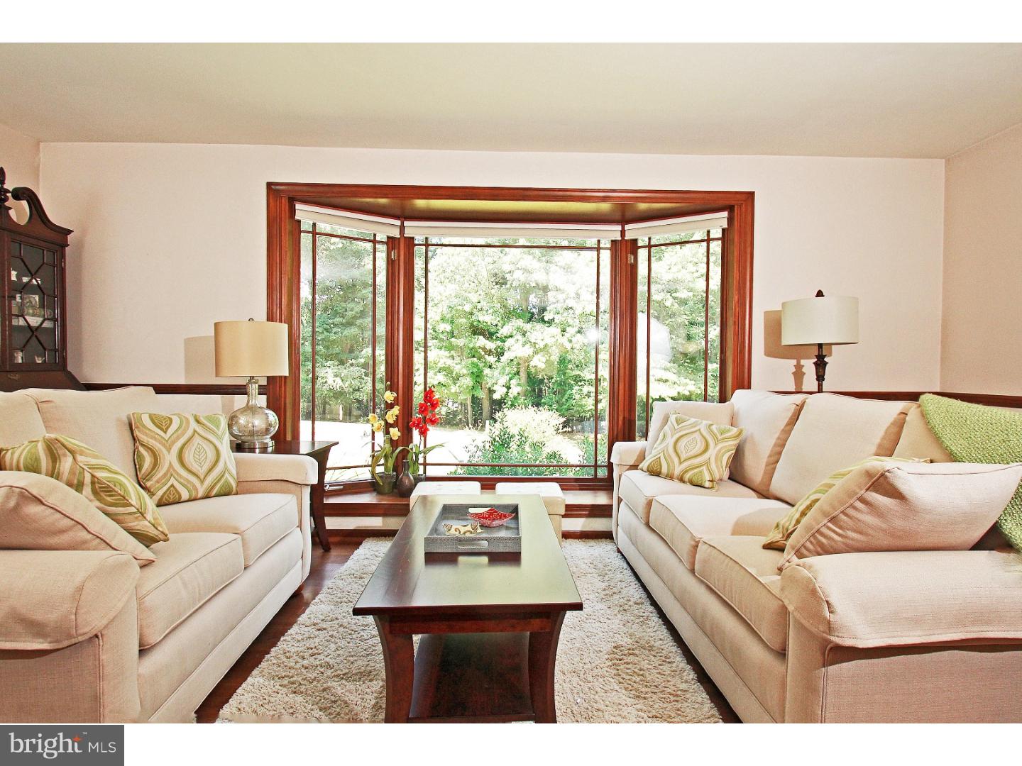 409 Howell Road Exton, PA 19341 - Photo 8 of 25 Living Room
