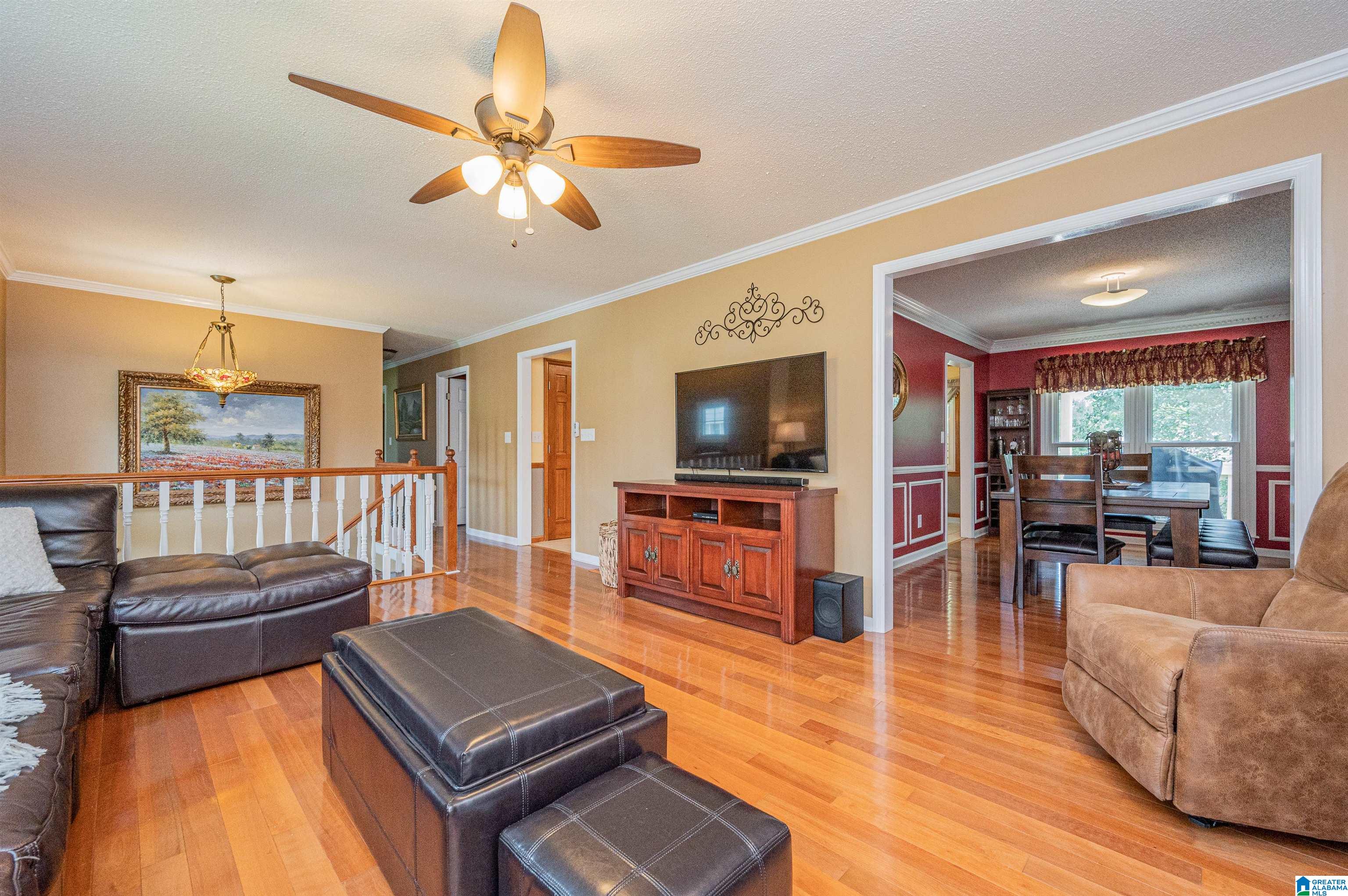 100 Hickory Street Alabaster, AL 35114 - Photo 8 of 48