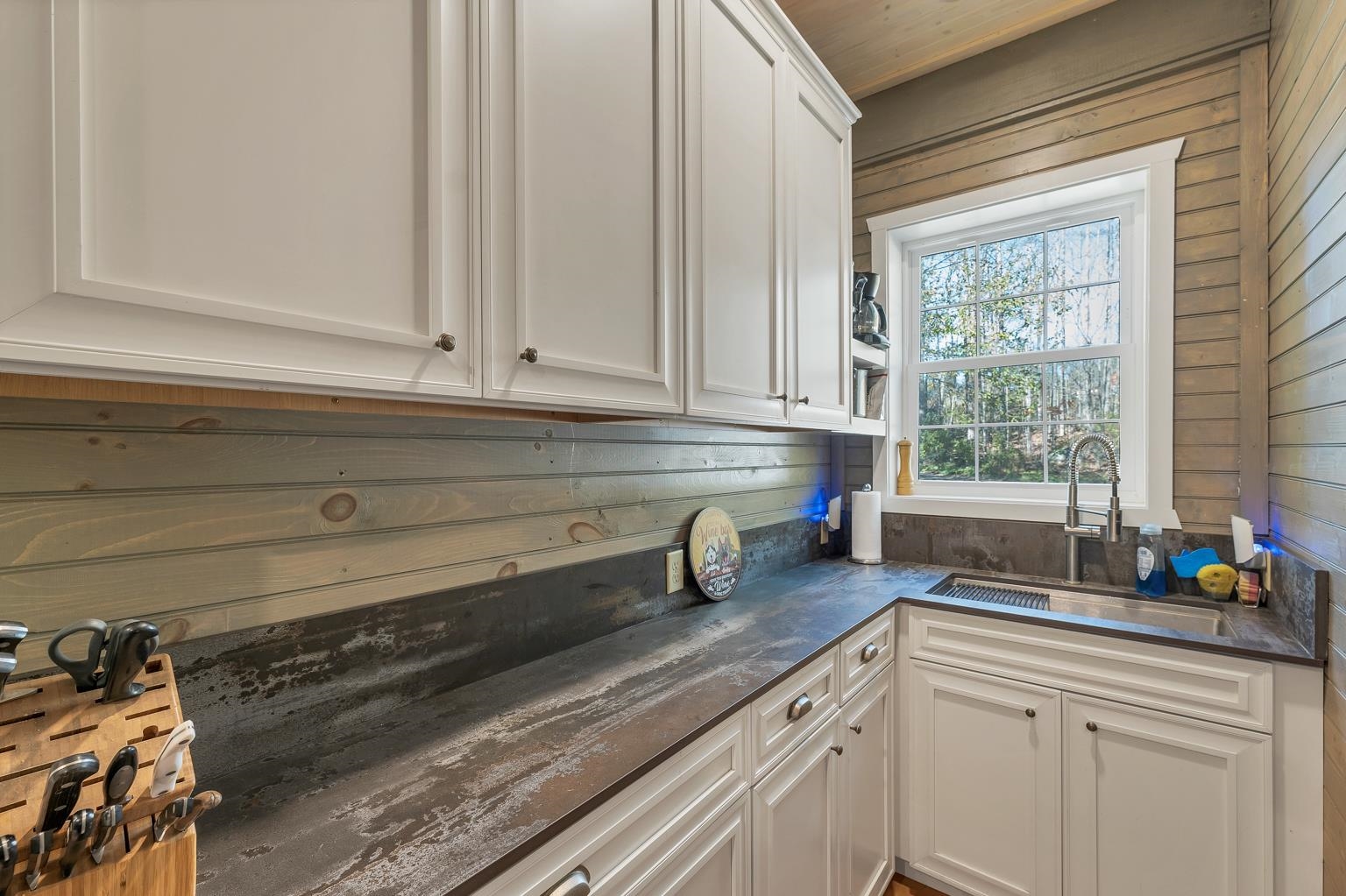 484 Old Swanzey Road Chesterfield, NH 03462 - Photo 22 of 57