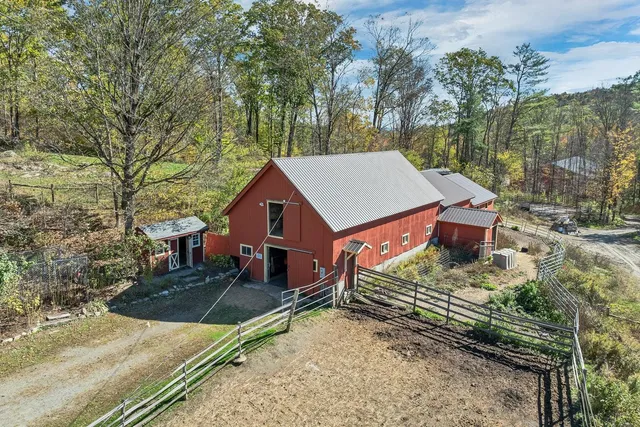 $1,900,000 | 484 Old Swanzey Road, Chesterfield, NH 03462