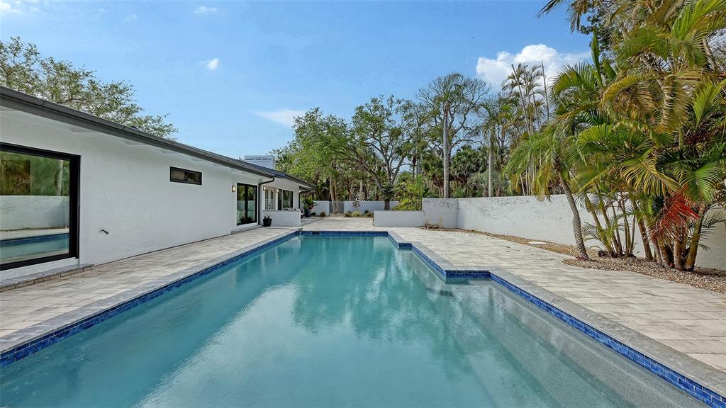 7345 Pine Needle Road Sarasota, FL 34242 - Photo 65 of 74