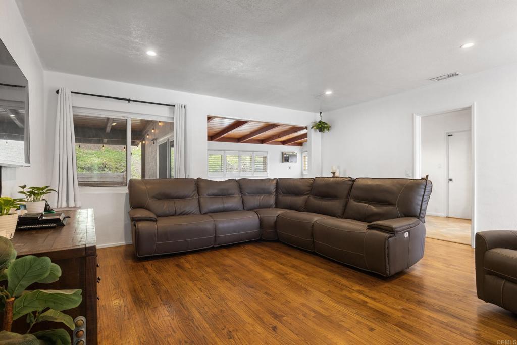 3238 Par Drive La Mesa, CA 91941 - Photo 8 of 31