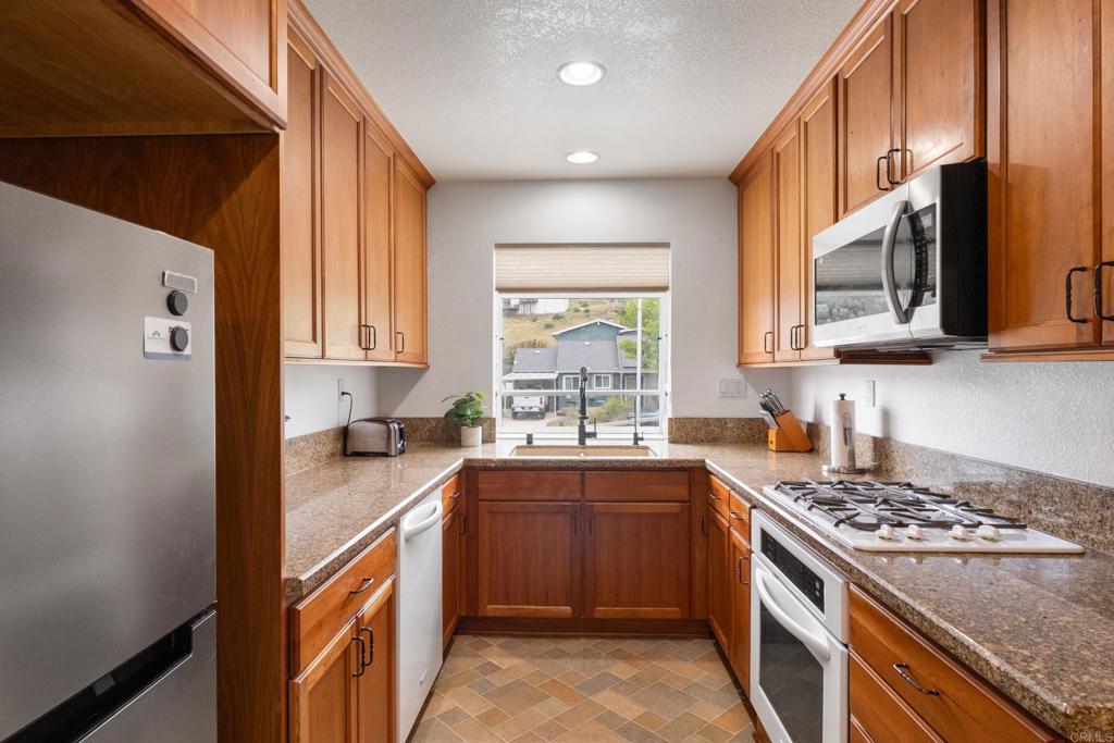 3238 Par Drive La Mesa, CA 91941 - Photo 10 of 31