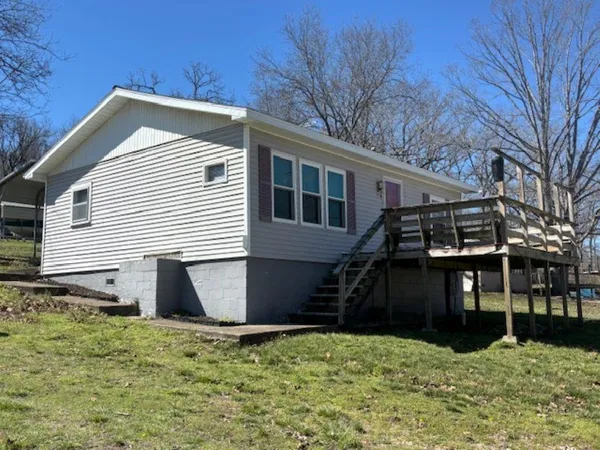 $199,000 | 592 Outlook Drive, Edwards, MO 65326