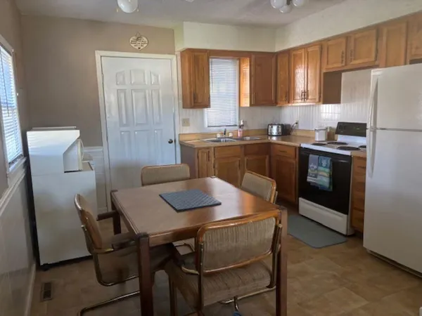 $199,000 | 592 Outlook Drive, Edwards, MO 65326