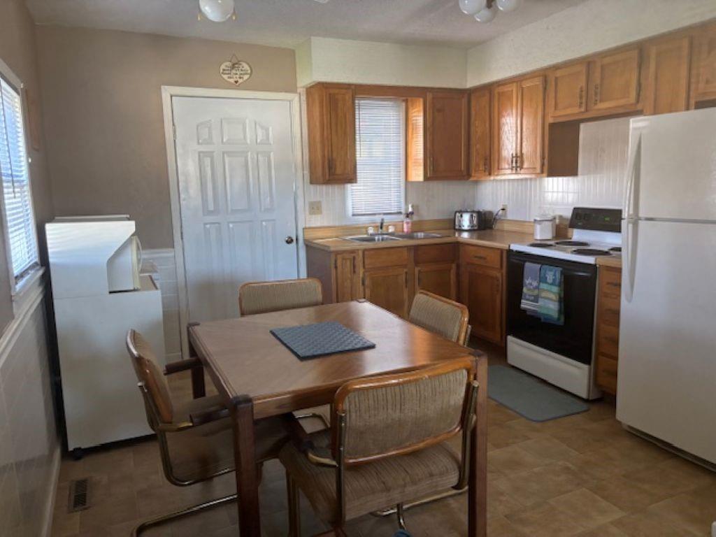 592 Outlook Drive Edwards, MO 65326 - Photo 4 of 20