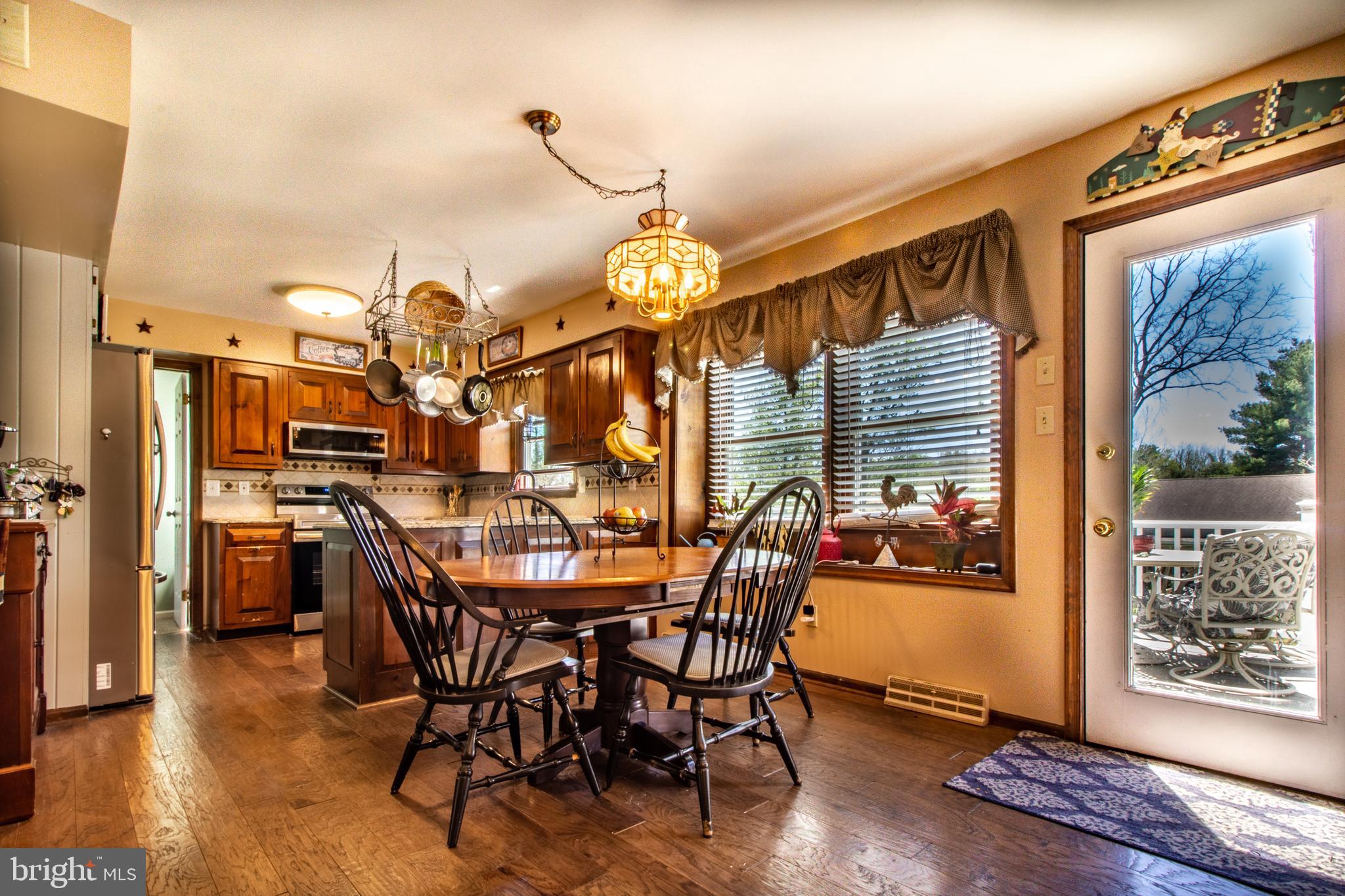 185 Firethorn Road Newtown, PA 18940 - Photo 12 of 38