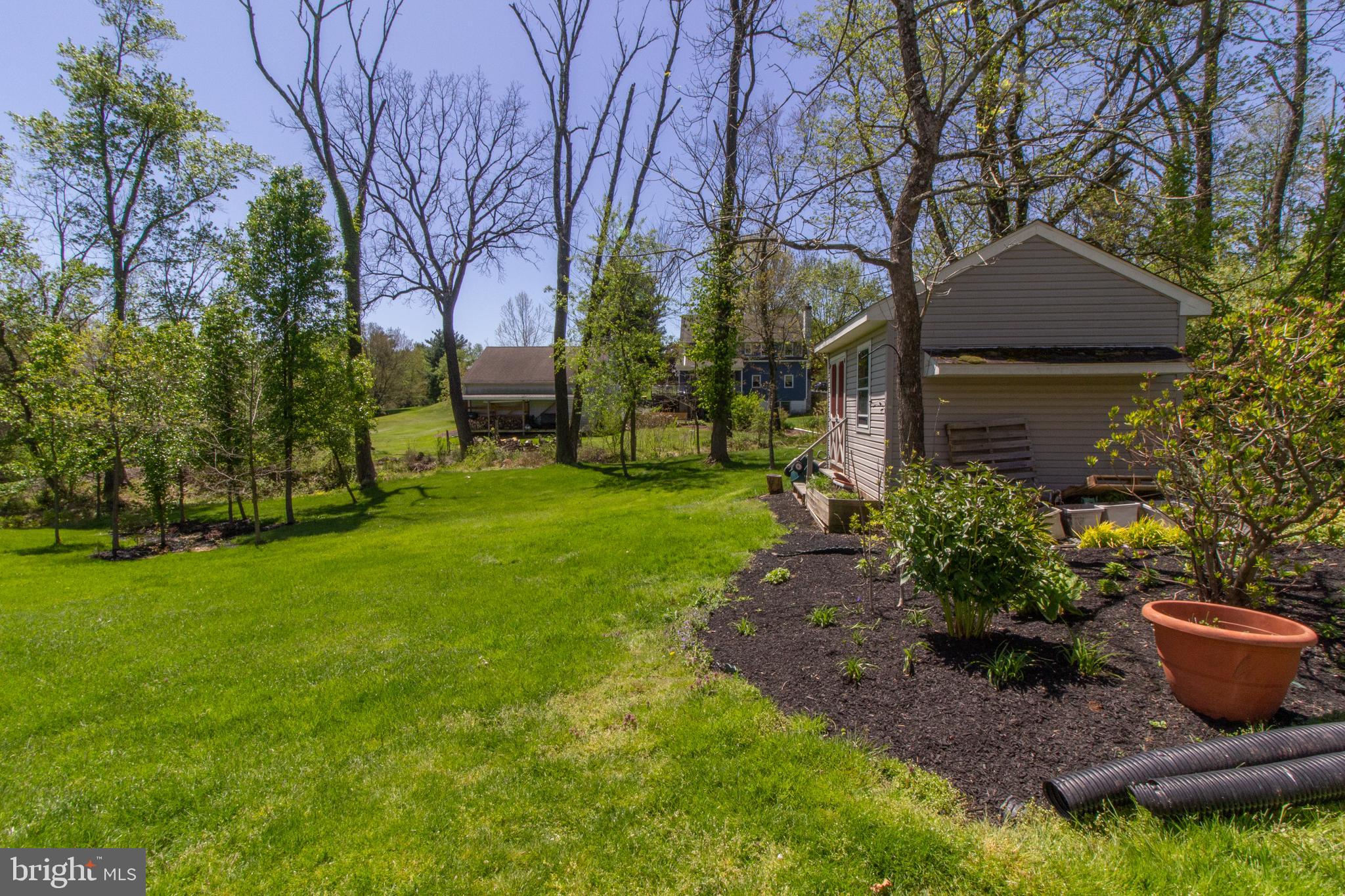 185 Firethorn Road Newtown, PA 18940 - Photo 6 of 38