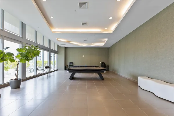 $4,200 | 1111 Southwest 1st Avenue, Unit LPH3820, Miami, FL 33130