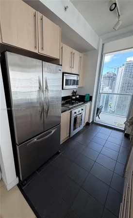 $4,200 | 1111 Southwest 1st Avenue, Unit LPH3820, Miami, FL 33130
