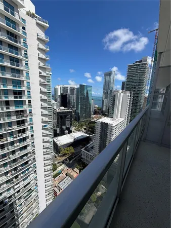$4,200 | 1111 Southwest 1st Avenue, Unit LPH3820, Miami, FL 33130