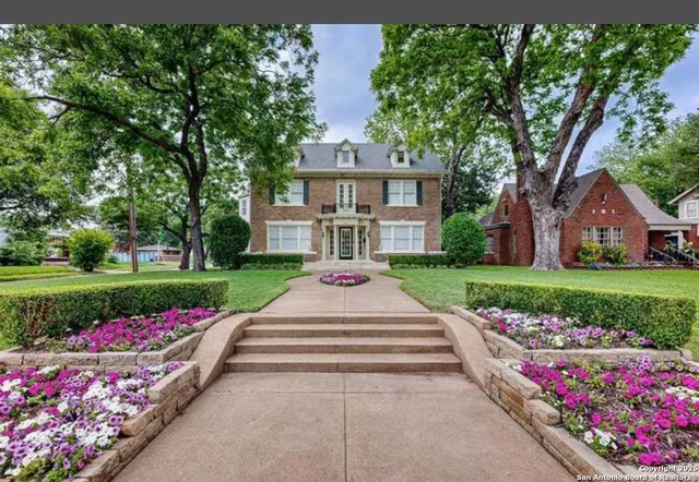 $1,750 | 2401 South, Dallas, TX 75215