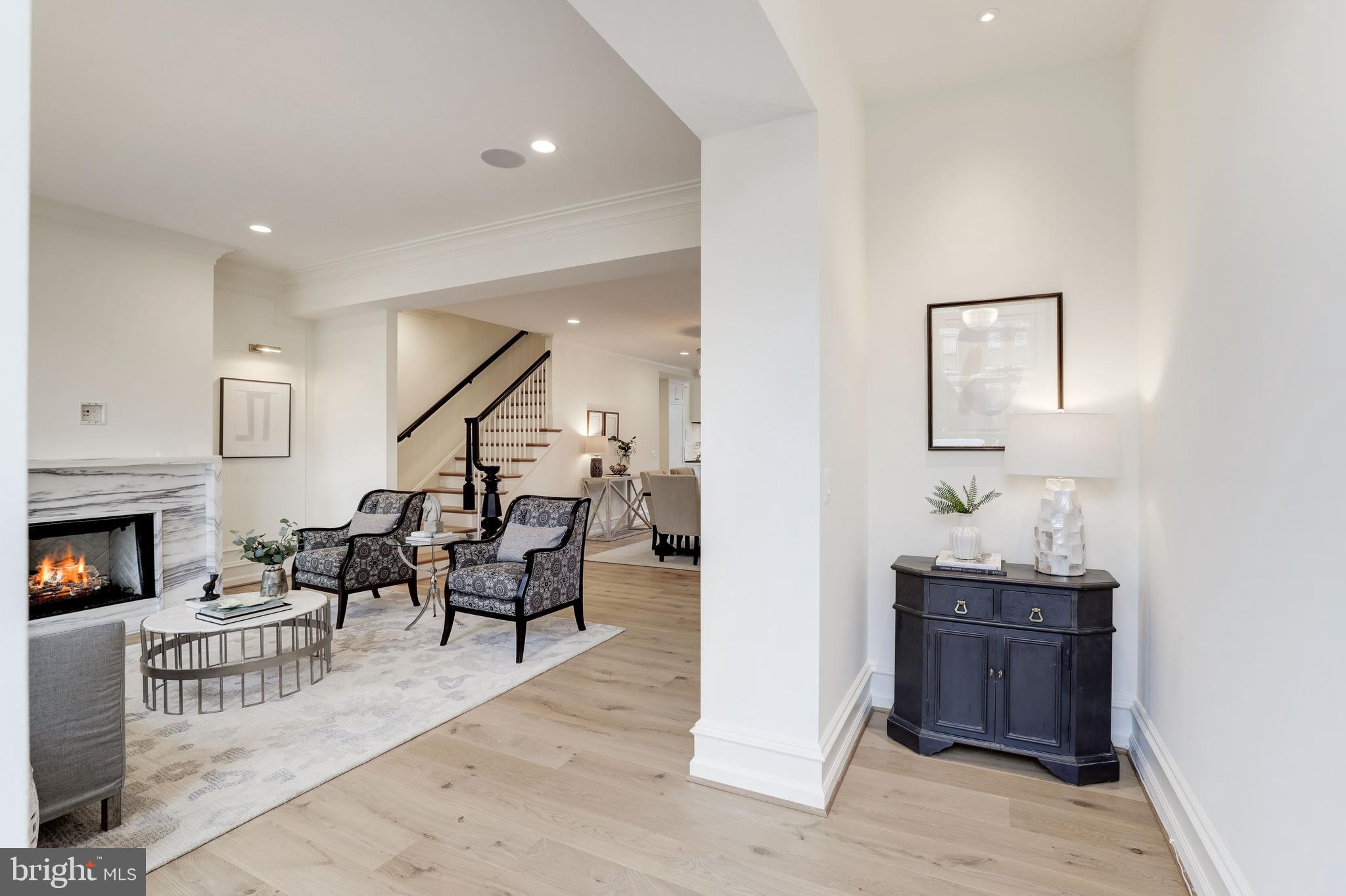 318 A Street Northeast Washington, DC 20002 - Photo 3 of 36 Main Level - Foyer