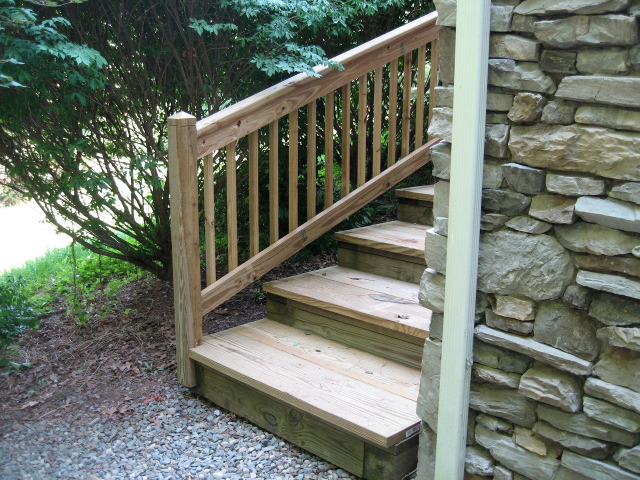 15 Deerfield Road Caldwell, WV 24925 - Photo 19 of 20 New exterior steps