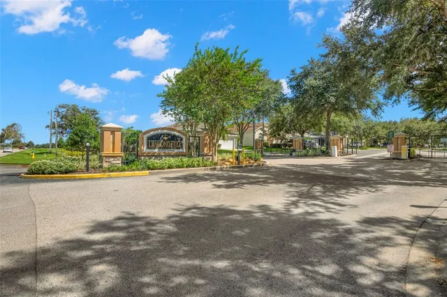 $575,000 | 1209 Emerald Hill Way, Valrico, FL 33594