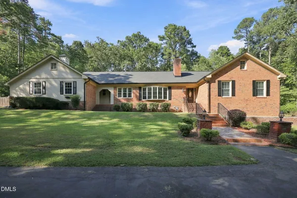 $789,000 | 510 Valley Road, Sanford, NC 27330