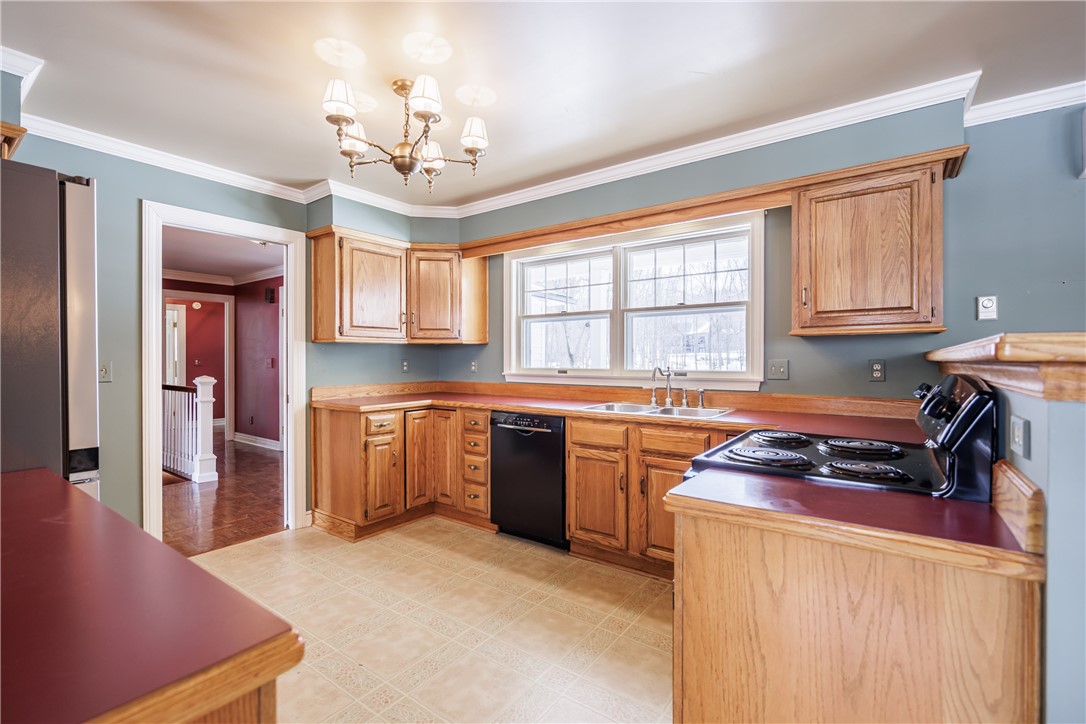 5029 Wyffels Road Canandaigua Town, NY 14424 - Photo 14 of 50