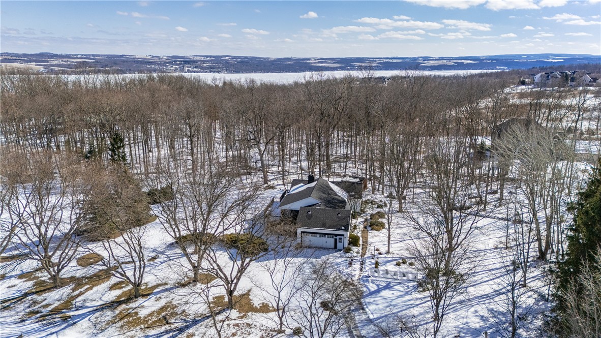 5029 Wyffels Road Canandaigua Town, NY 14424 - Photo 3 of 50