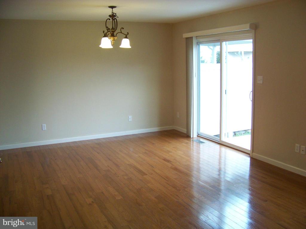569 Fox Ridge Lane Lebanon, PA 17042 - Photo 5 of 15 Gallery Image 5