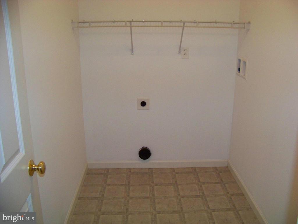 569 Fox Ridge Lane Lebanon, PA 17042 - Photo 7 of 15 Gallery Image 7