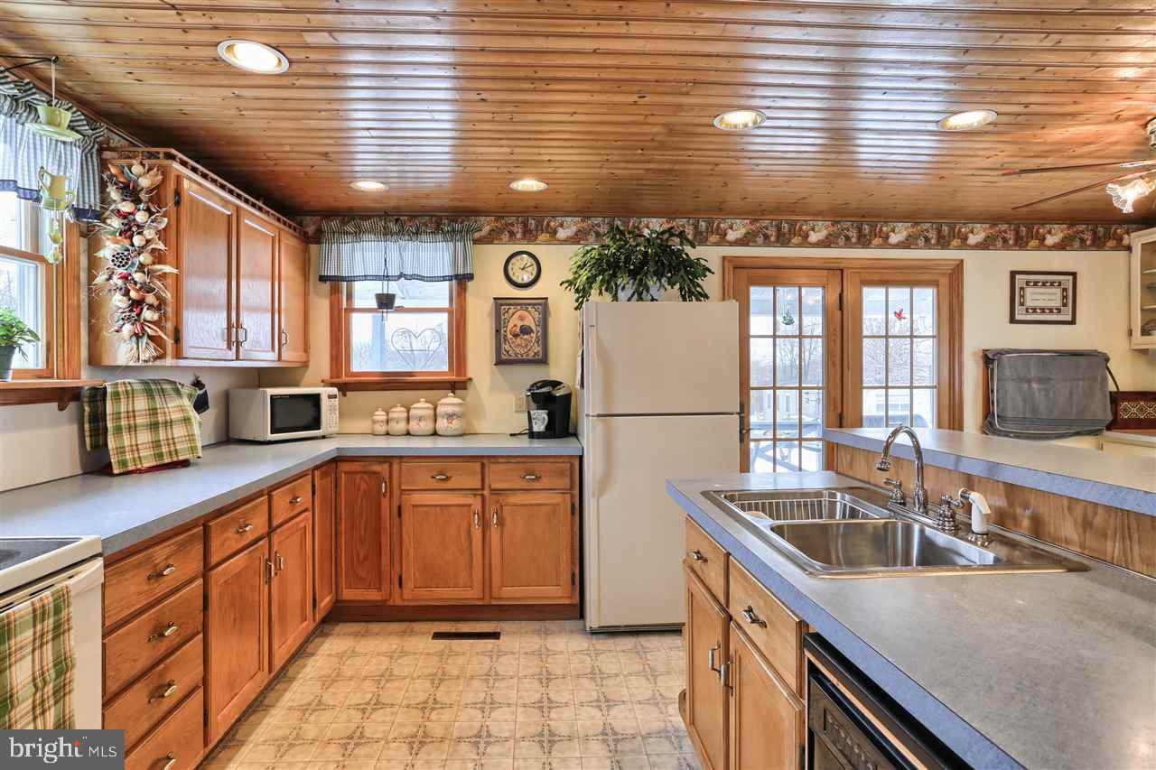 560 Kunkle's Mill Road Dover, PA 17315 - Photo 3 of 8 Gallery Image 3