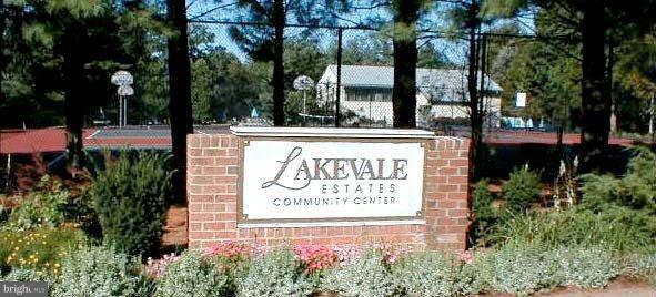 9919 Vale Road Vienna, VA 22181 - Photo 27 of 30 Community
