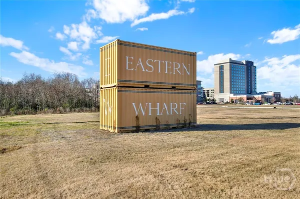 $1,950 | 408 Geo Meyer, Unit CARRIAGE HOUSE, Savannah, GA 31401