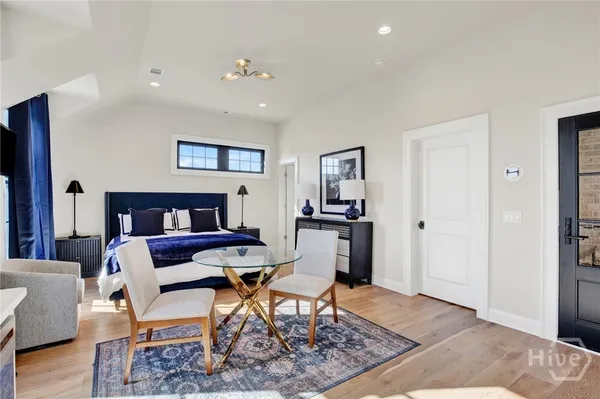 $1,950 | 408 Geo Meyer, Unit CARRIAGE HOUSE, Savannah, GA 31401