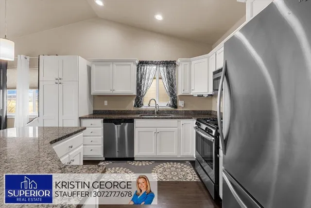 $510,000 | 1021 Prairie River Drive, Mills, WY 82604