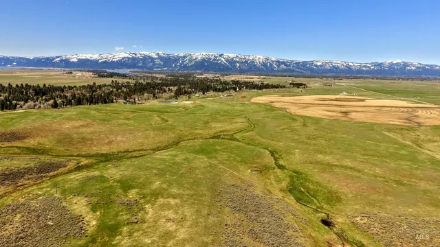 $2,000,000 | 408 Gold Fork Road, Donnelly, ID 83615