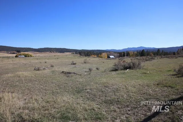 $2,000,000 | 408 Gold Fork Road, Donnelly, ID 83615