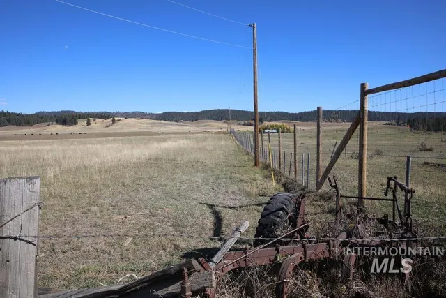 $2,000,000 | 408 Gold Fork Road, Donnelly, ID 83615