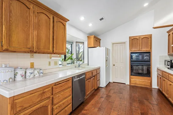 $869,000 | 665 Hillside Drive, Solvang, CA 93463