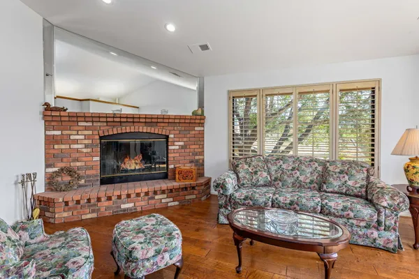 $869,000 | 665 Hillside Drive, Solvang, CA 93463