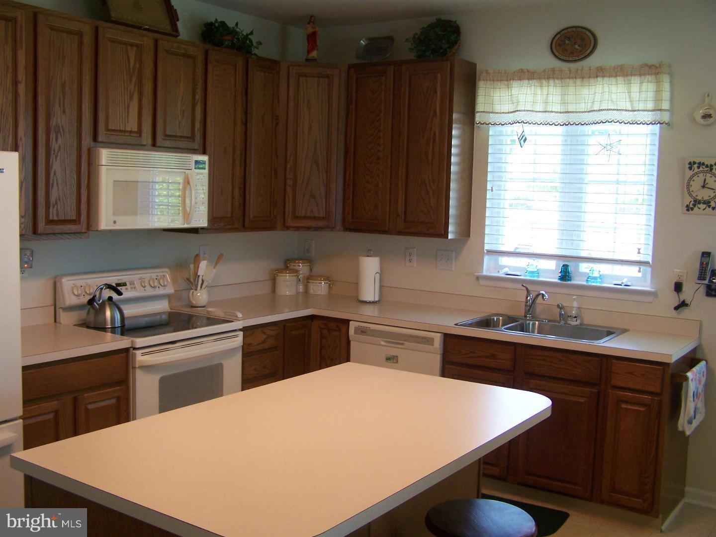 525 Gilmer Road Coatesville, PA 19320 - Photo 6 of 23 Gallery Image 6
