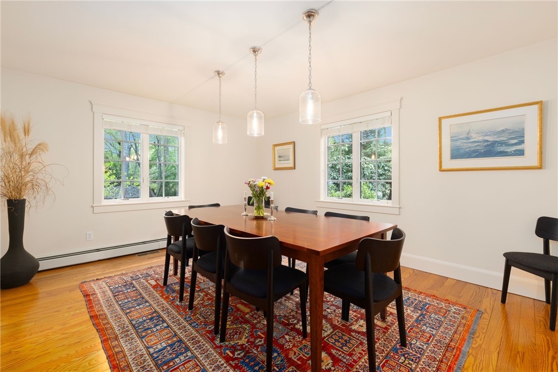 56 Summerfield Lane Middletown, RI 02842 - Photo 16 of 48