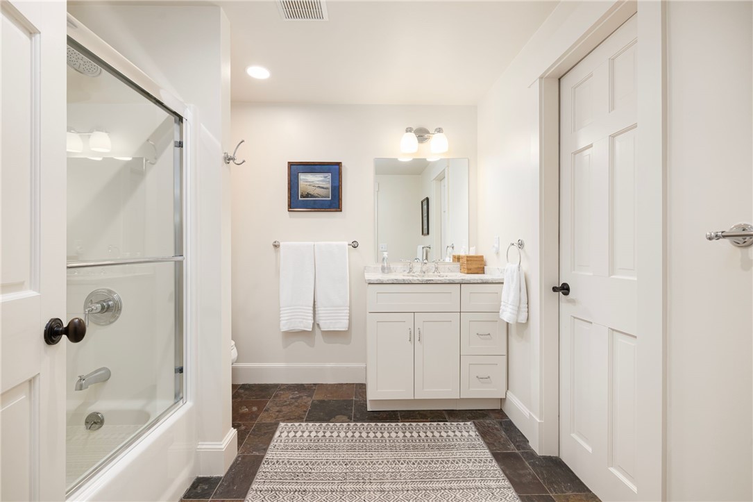 56 Summerfield Lane Middletown, RI 02842 - Photo 40 of 48