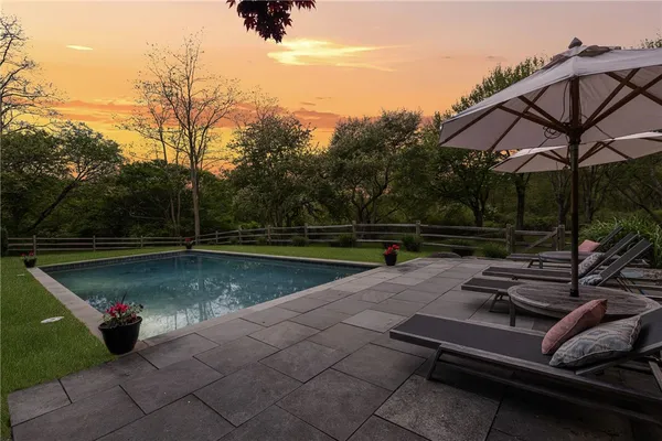 $3,495,000 | 56 Summerfield Lane, Middletown, RI 02842