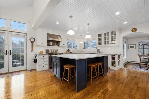 $3,495,000 | 56 Summerfield Lane, Middletown, RI 02842