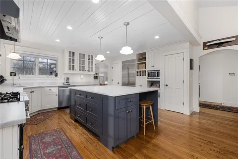 $3,495,000 | 56 Summerfield Lane, Middletown, RI 02842