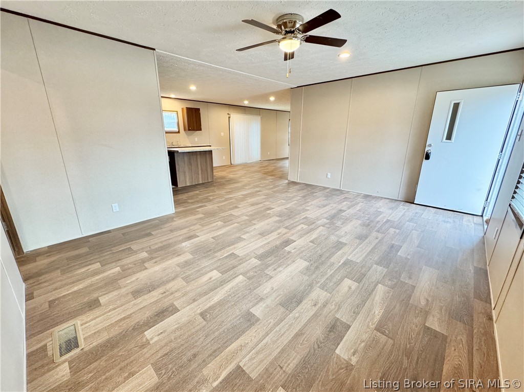 377 South 2nd Street Austin, IN 47102 - Photo 6 of 20 Living