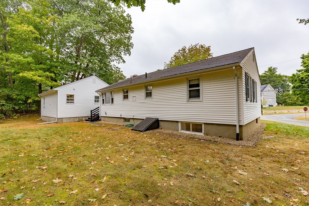 5 Ellen Road Burlington, MA 01803 - Photo 37 of 39 a bathroom with a sink and yard