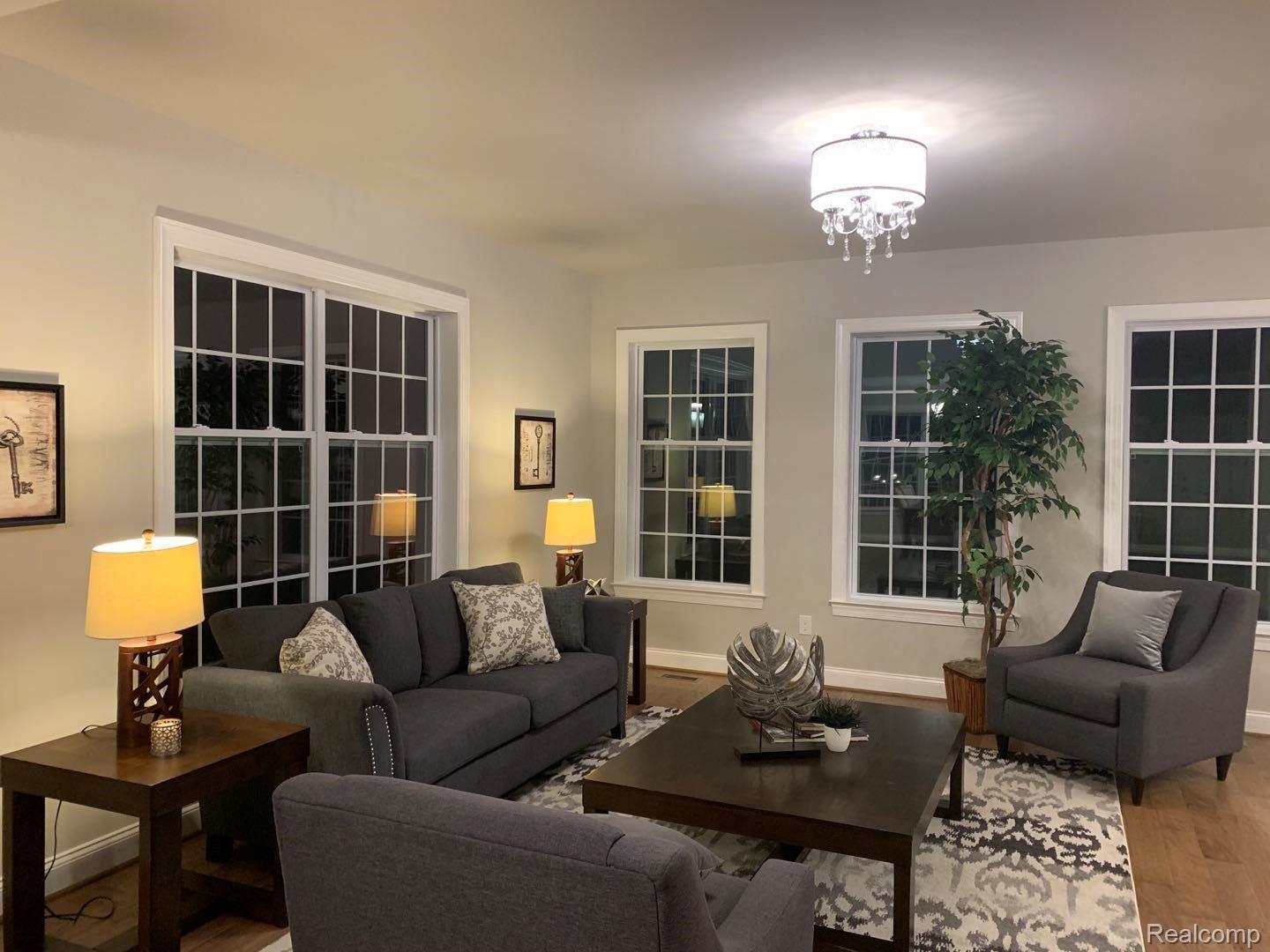 42925 Cardinal Way, Unit 76 Novi, MI 48375 - Photo 18 of 24 WechatIMG495.jpeg