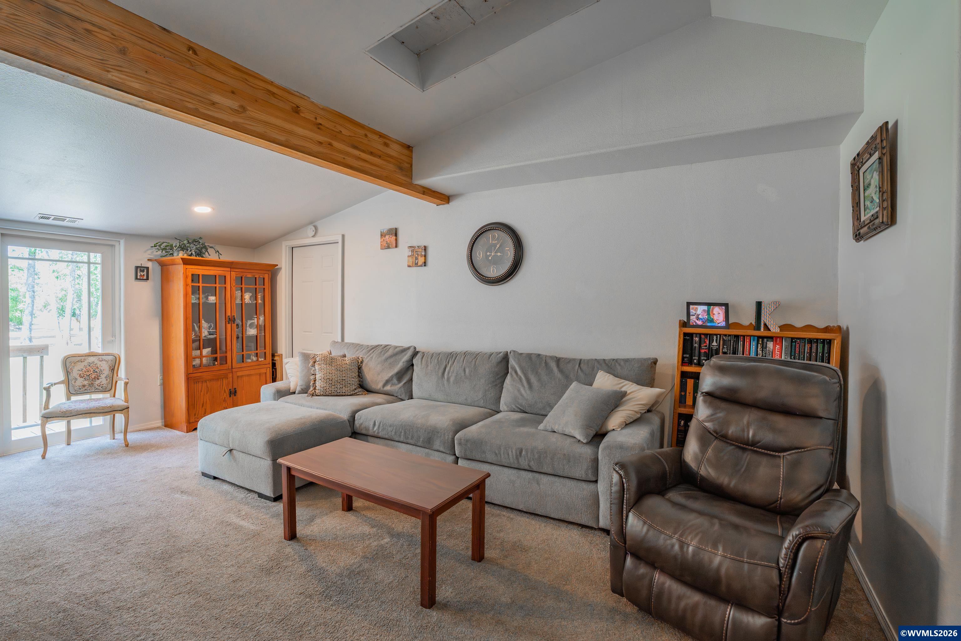 530 Brooks Street Lebanon, OR 97355 - Photo 5 of 26