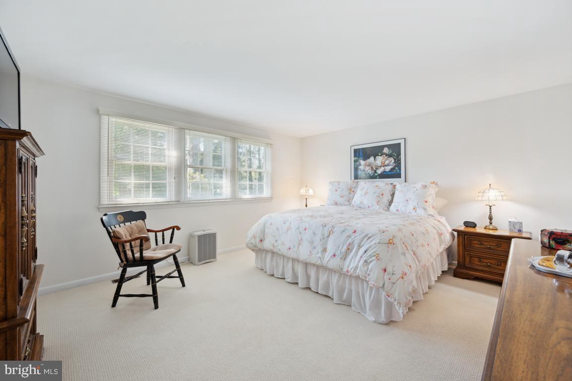 732 Stonehouse Road Moorestown, NJ 08057 - Photo 19 of 30