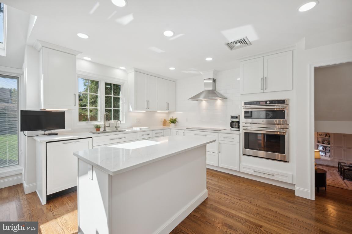 732 Stonehouse Road Moorestown, NJ 08057 - Photo 10 of 30