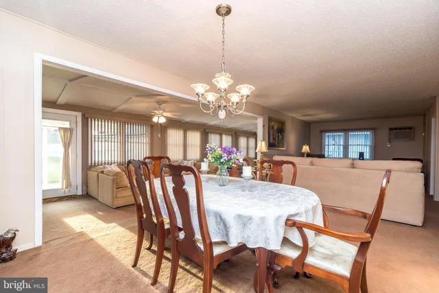 $450,000 | 29 Hope Road, Levittown, PA 19056