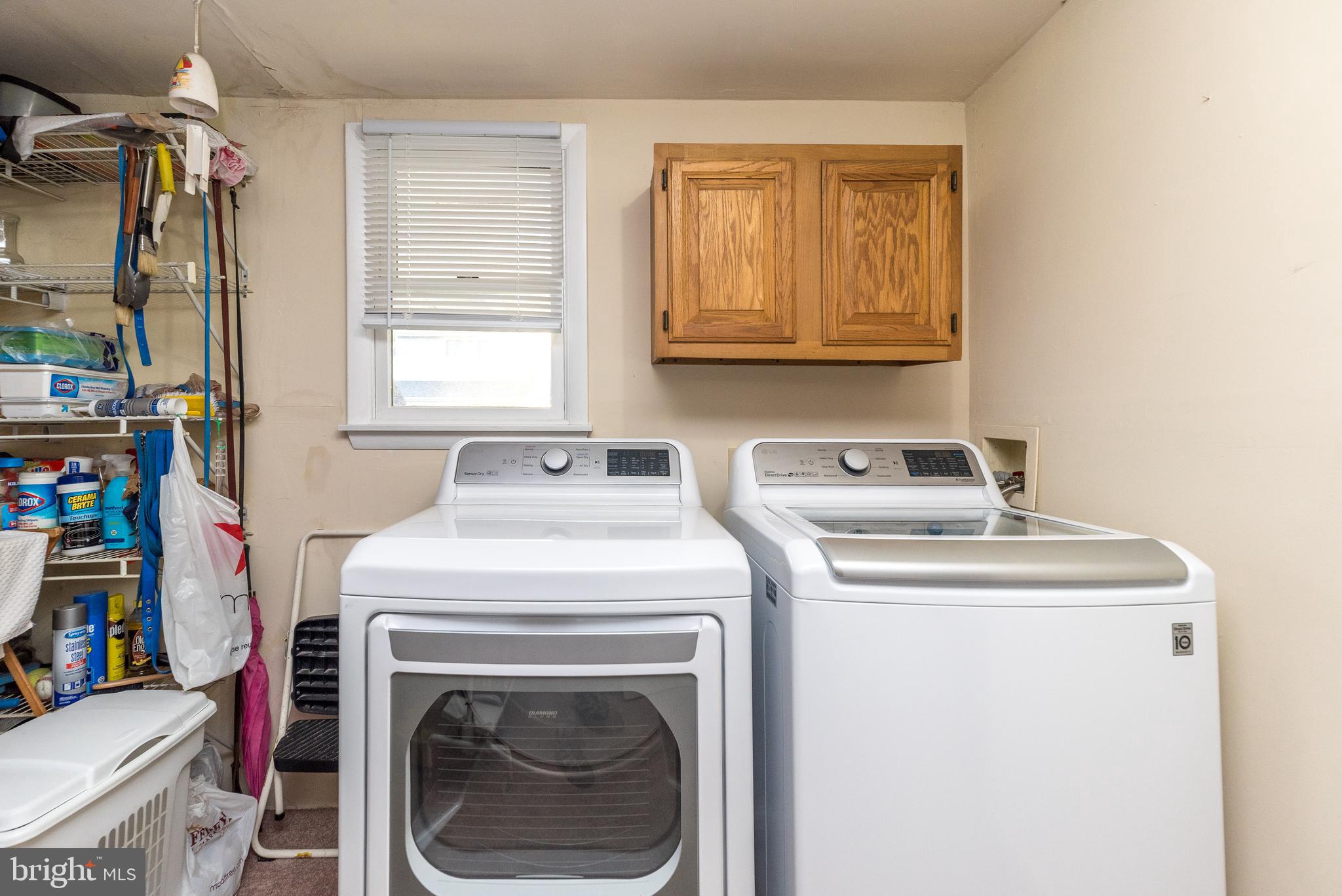 29 Hope Road Levittown, PA 19056 - Photo 33 of 49 a utility room with dryer and washer
